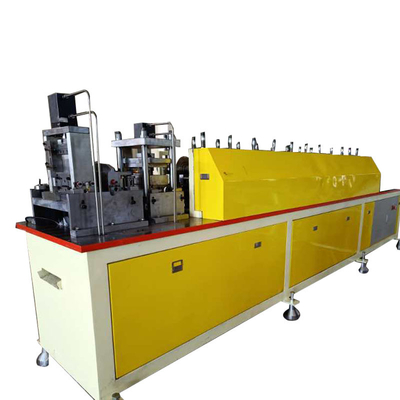 Rotolo d'acciaio leggero di Keel Roll Forming Machine Frame che forma macchina