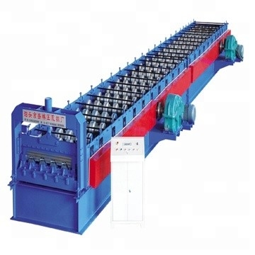Rotolo della piattaforma di SteelFloor che forma la produzione di attrezzature del tavolato di piattaforma della macchina